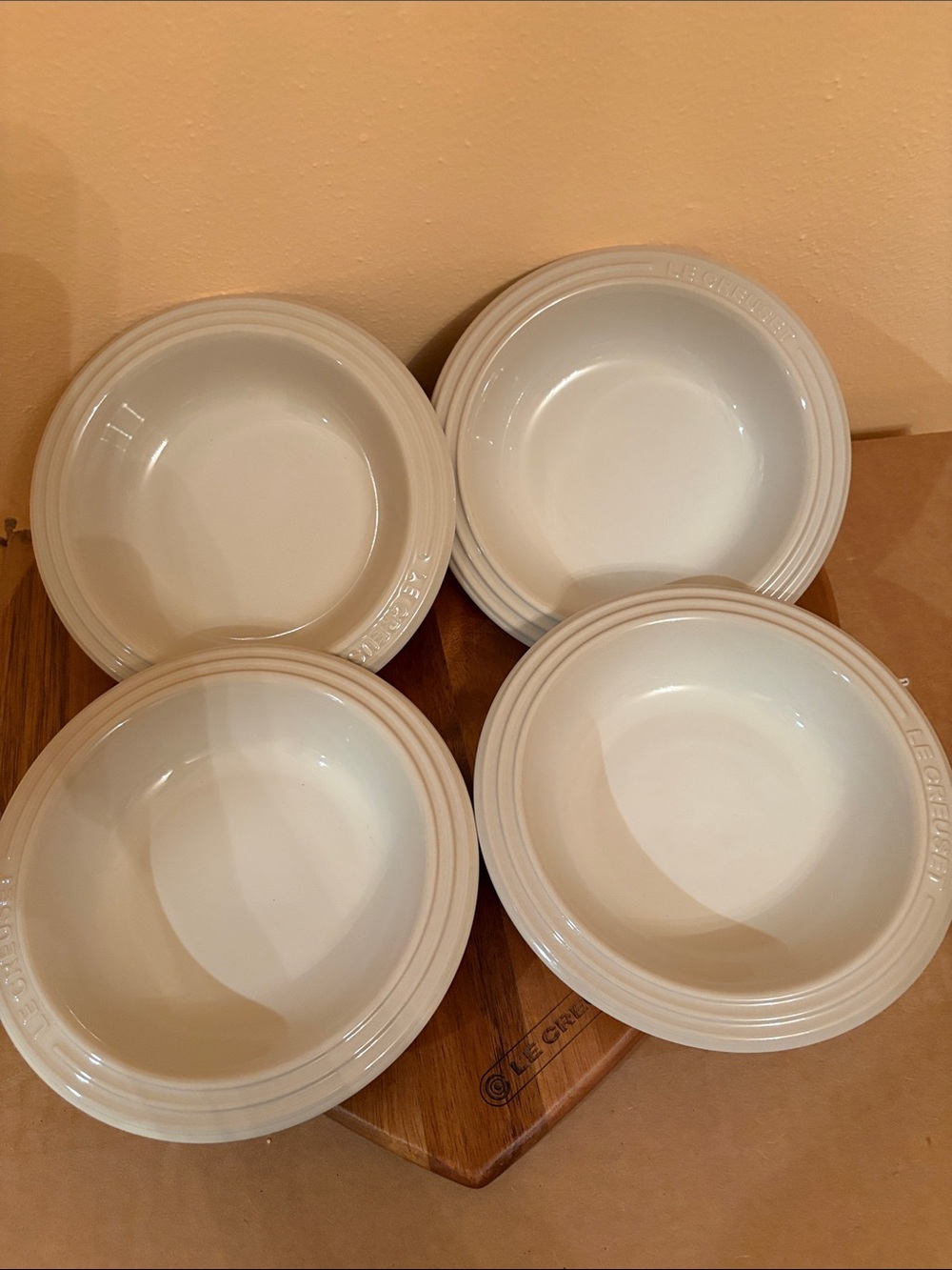 Le Creuset Cream Stoneware Bowls - Set of 4, Meringue - Picture 7 of 11